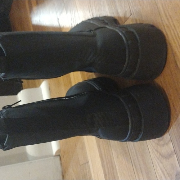 New Forever 21 Size 7 Combat Boots - Picture 5 of 7